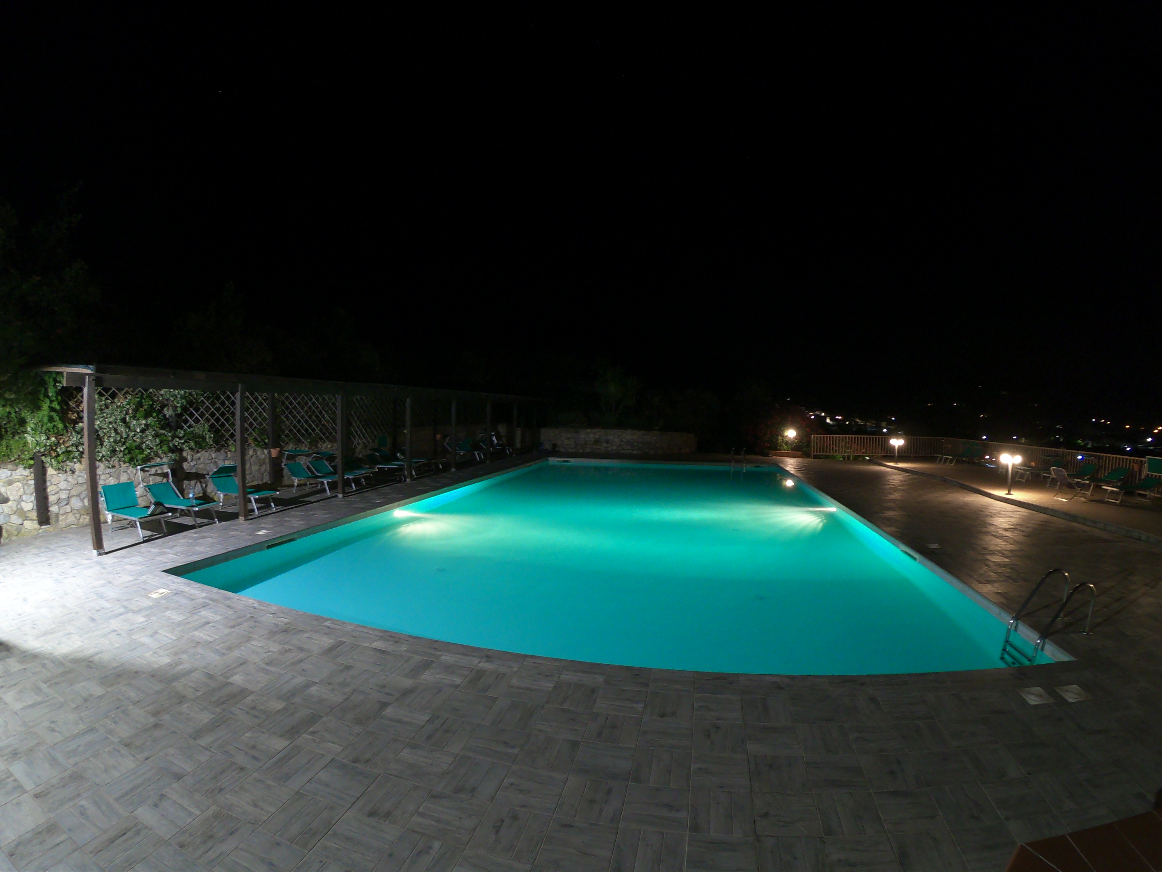 piscina , idromassaggio